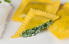 Ravioloni ricotta e spinaci