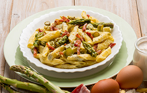 Garganelli con asparagi, panna e speck