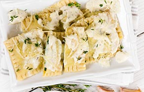 Tortelli di zucca con fonduta di gorgonzola e timo