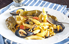 Garganelli con cozze e friggitelli