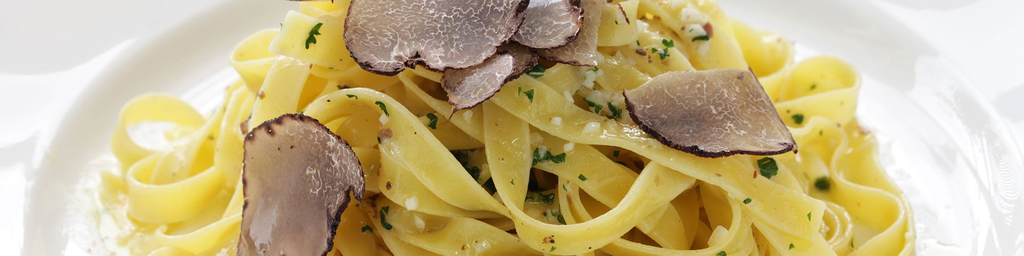 ricetta Tagliatelle al Tartufo Nero con pasta fresca