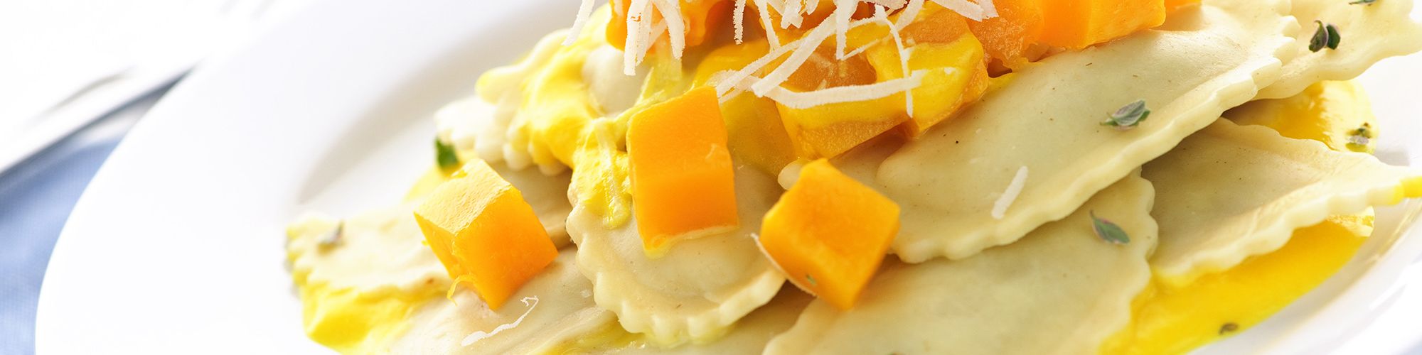 ricetta Tortelli di zucca con crema allo zafferano e arancia con pasta fresca