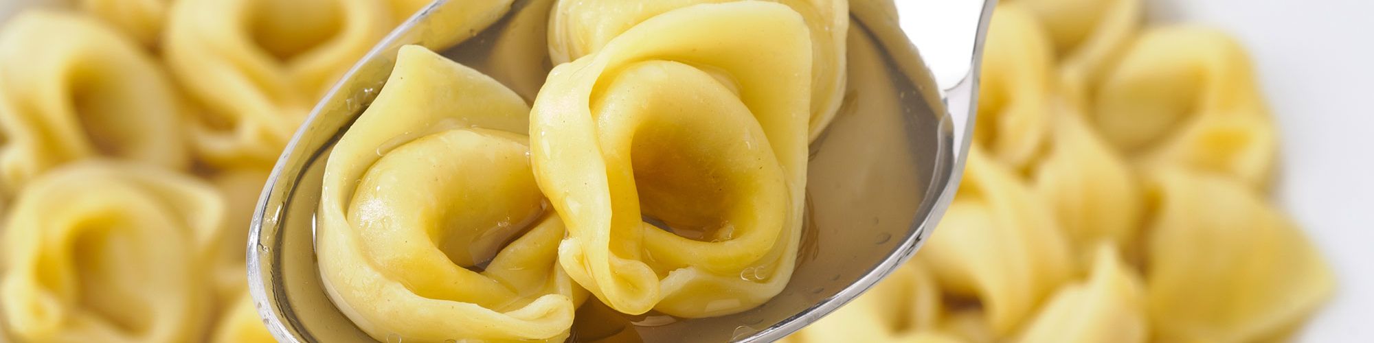 ricetta Tortellini in brodo con pasta fresca