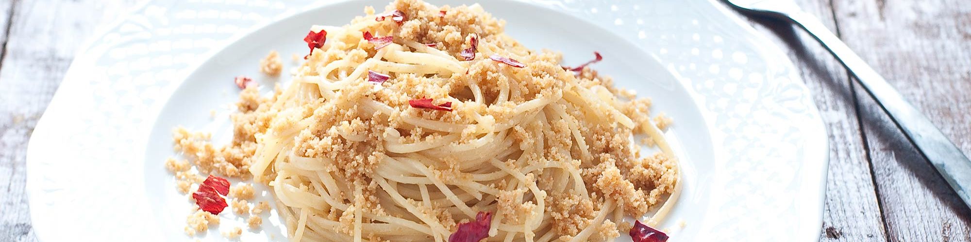 ricetta Tagliolini con acciughe e mollica con pasta fresca